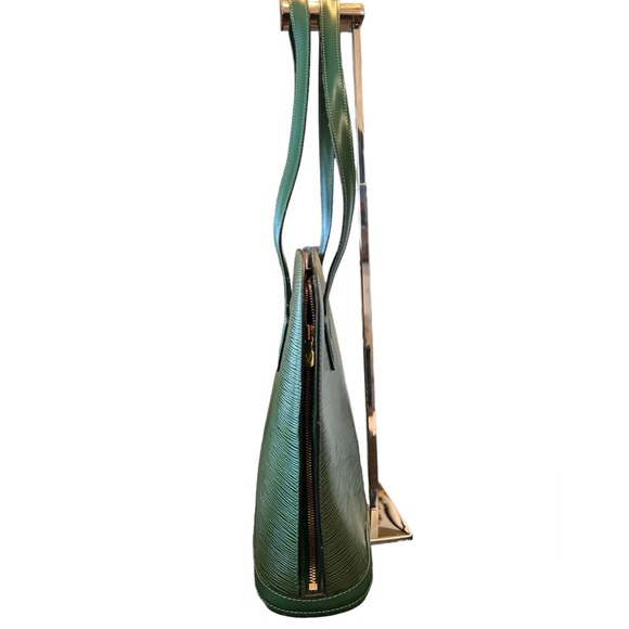 Louis Vuitton Lussac GM Green EPI Bag - Picture 5 of 12